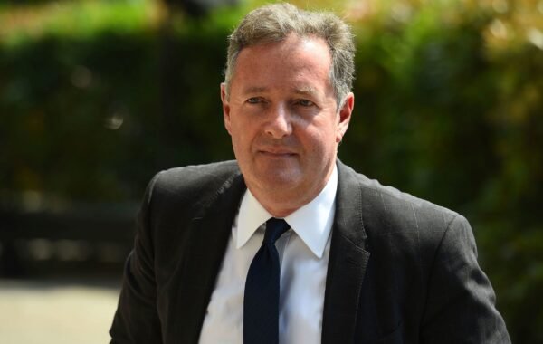 Piers Morgan Twitter
